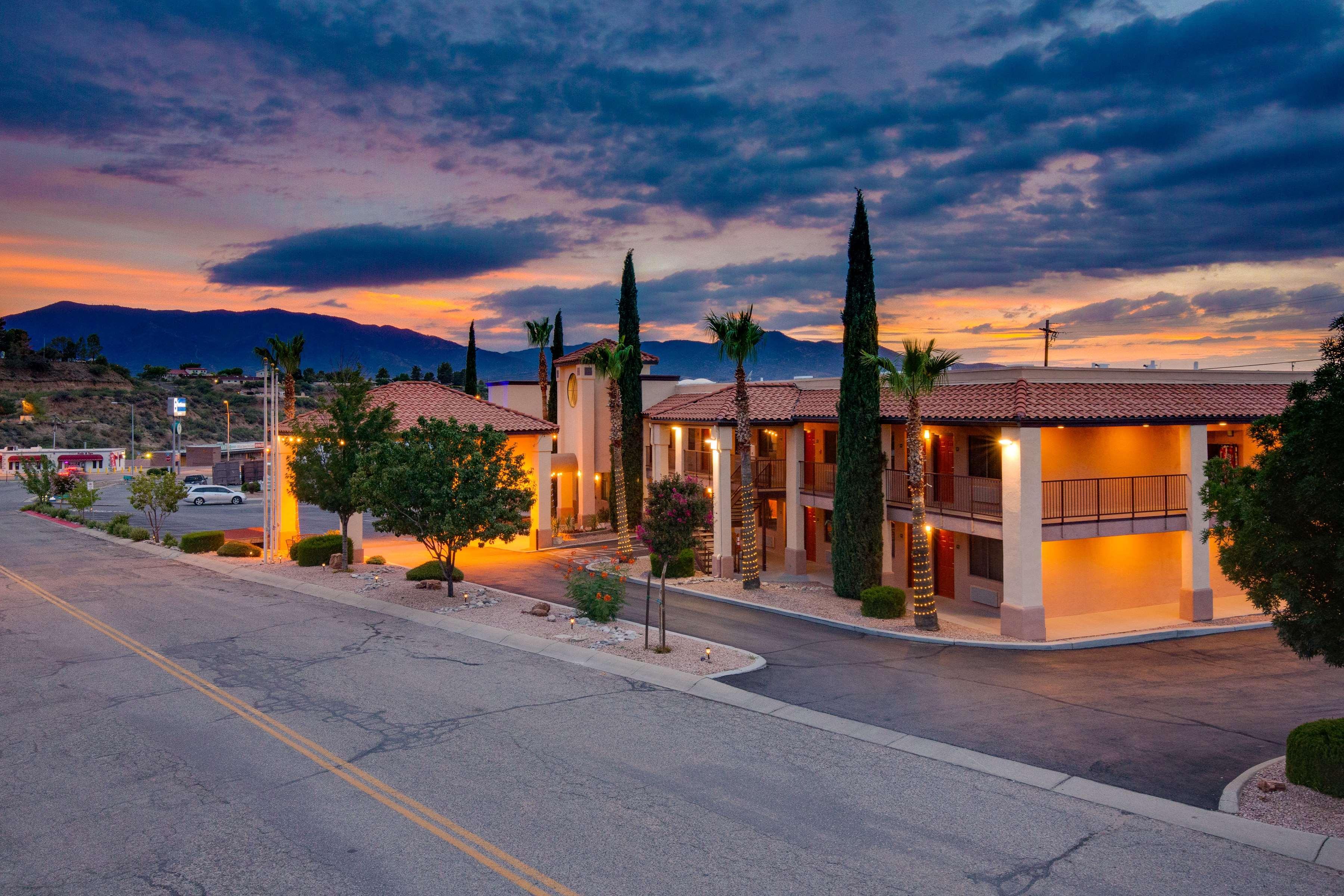 Best Western Copper Hills Inn Глоуб Екстериор снимка